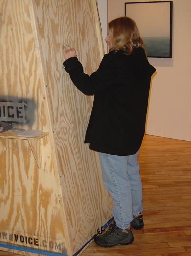 010805_booth1_sm.JPG
